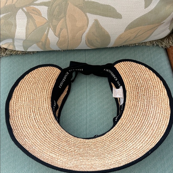 Helen Kaminski Mita Raffia Visor - Picture 4 of 8